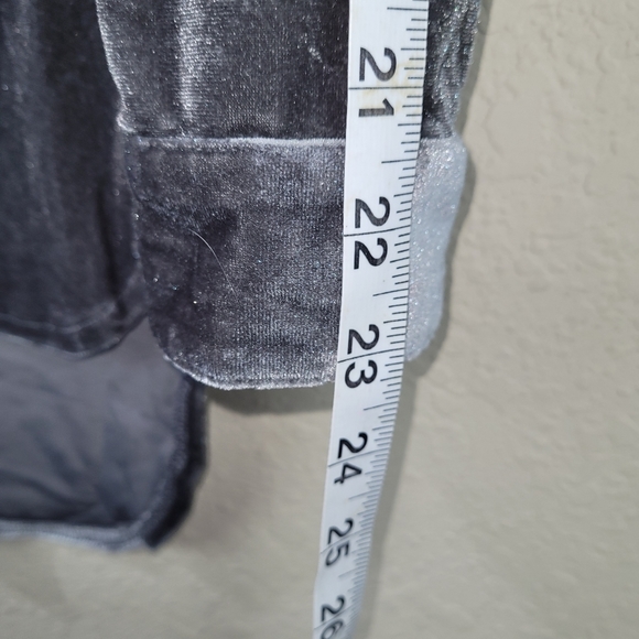 Cato Shirt Womens XS Tunic Grey Stretch‎ Velvet Popover Holiday Christmas - Picture 11 of 12